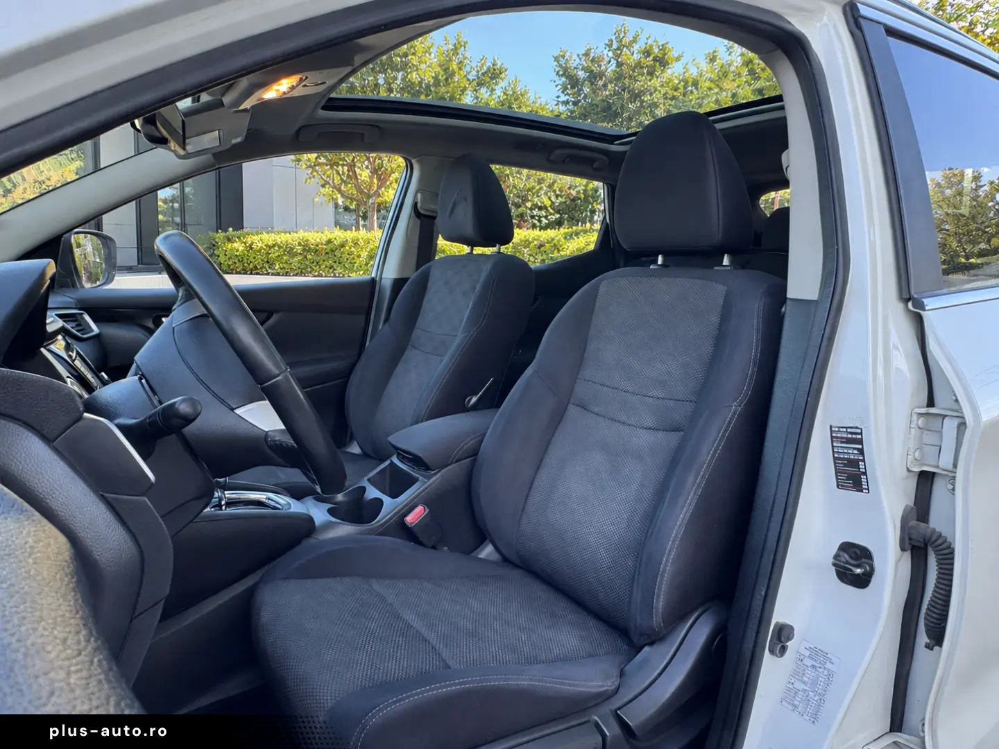 NISSAN QASHQAI Design Edition 1.2 TCe Automat