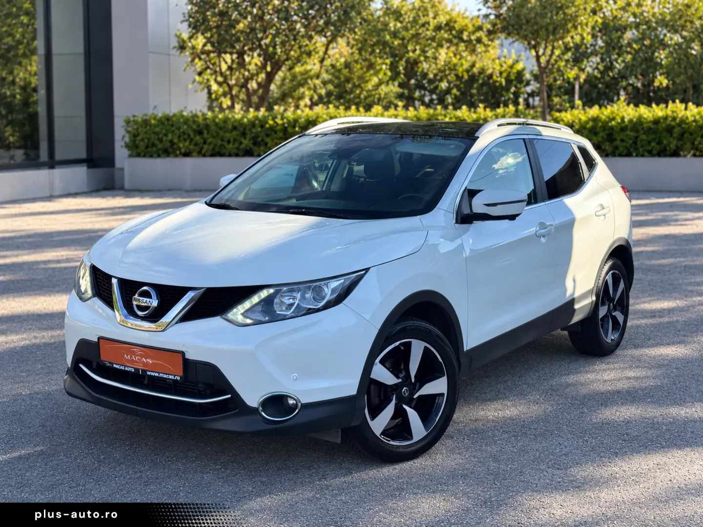 NISSAN QASHQAI Design Edition 1.2 TCe Automat