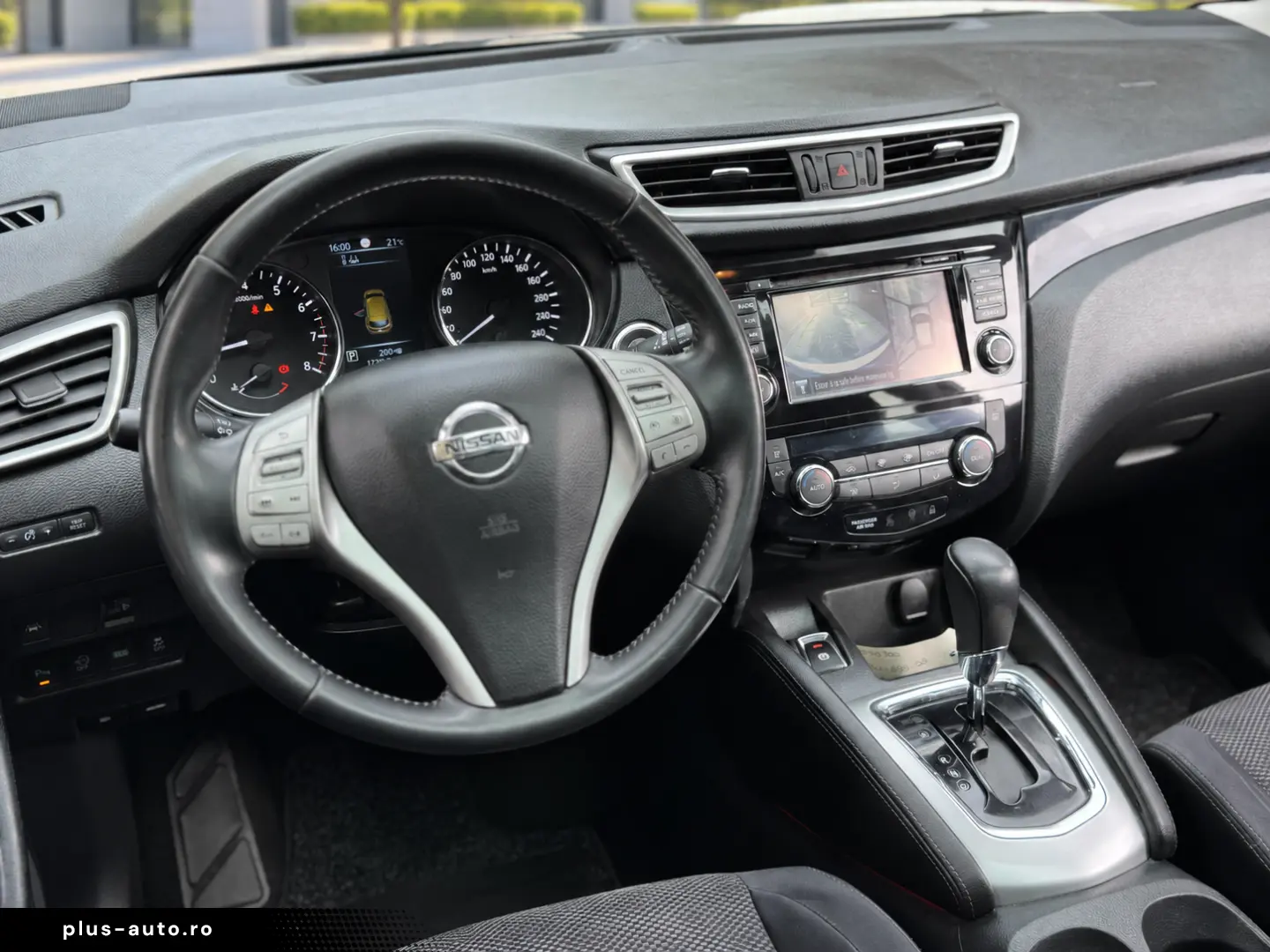 NISSAN QASHQAI Design Edition 1.2 TCe Automat