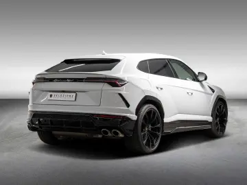LAMBORGHINI Urus MY2021