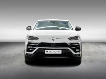 LAMBORGHINI Urus MY2021