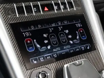 LAMBORGHINI Urus MY2021