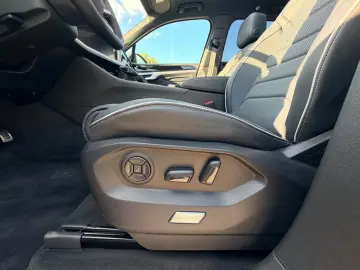 Volkswagen Touareg R-Line 4Motion  Final Edit