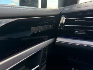 Volkswagen Touareg R-Line 4Motion  Final Edit
