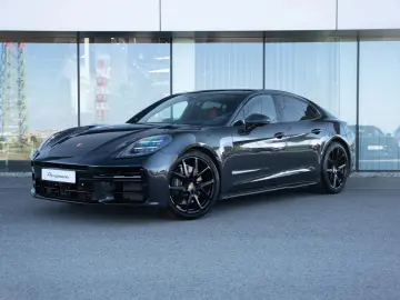 Porsche Panamera 4 E-Hybrid NEW