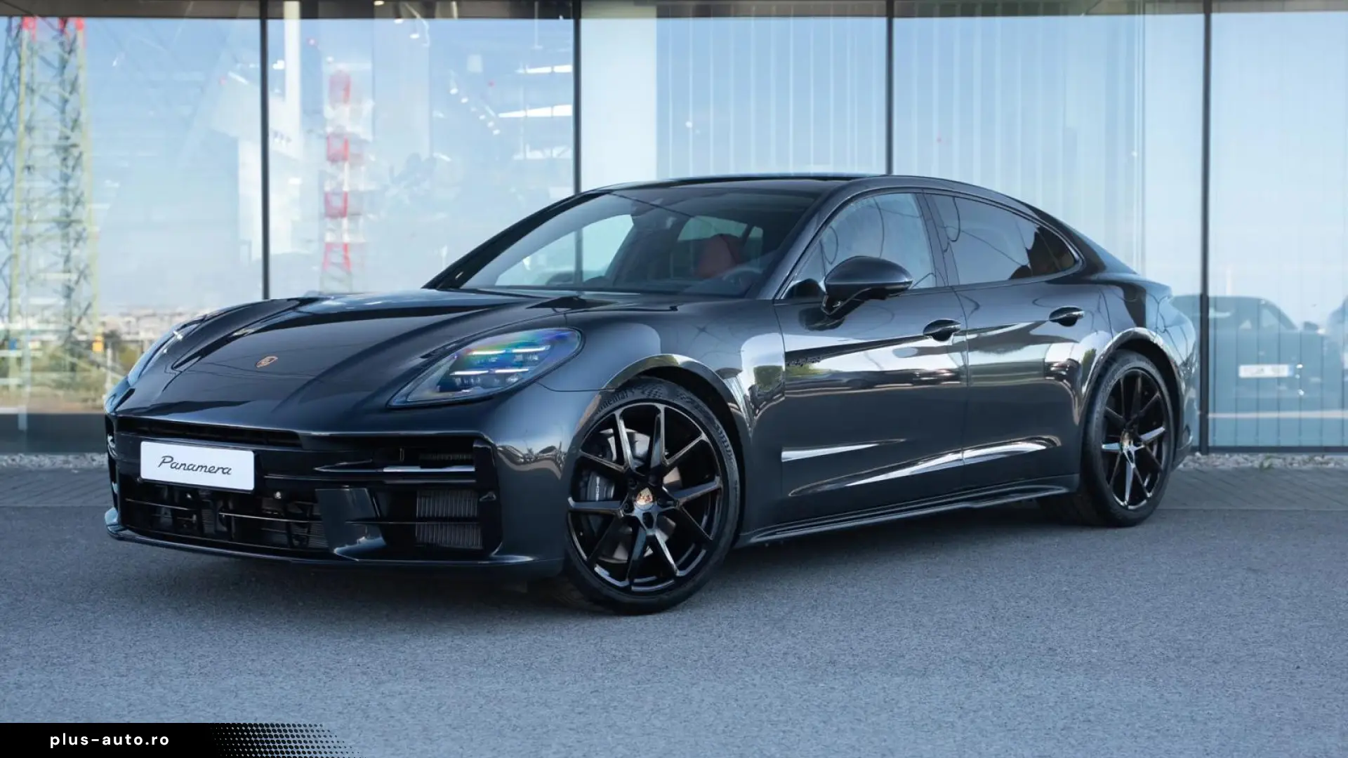 Porsche Panamera 4 E-Hybrid NEW