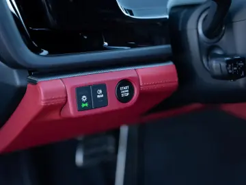 Porsche Panamera 4 E-Hybrid NEW