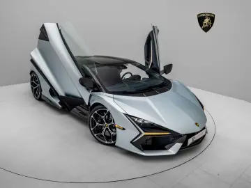 LAMBORGHINI Revuelto I Lamborghini Hamburg I AZZURRO THETYS