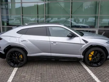 LAMBORGHINI Urus  4.0 V8 Sport PANO SOFT B&O 23