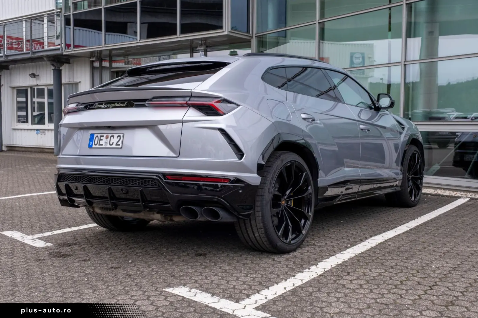 LAMBORGHINI Urus  4.0 V8 Sport PANO SOFT B&O 23