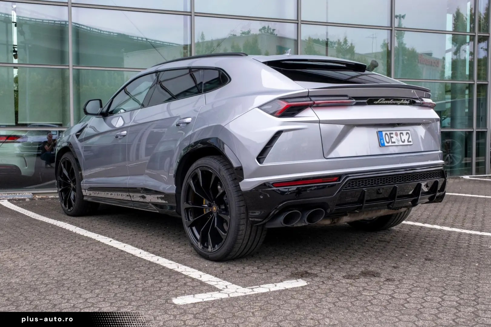LAMBORGHINI Urus  4.0 V8 Sport PANO SOFT B&O 23