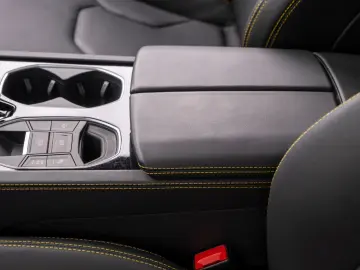 LAMBORGHINI Urus  4.0 V8 Sport PANO SOFT B&O 23