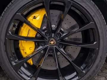 LAMBORGHINI Urus  4.0 V8 Sport PANO SOFT B&O 23