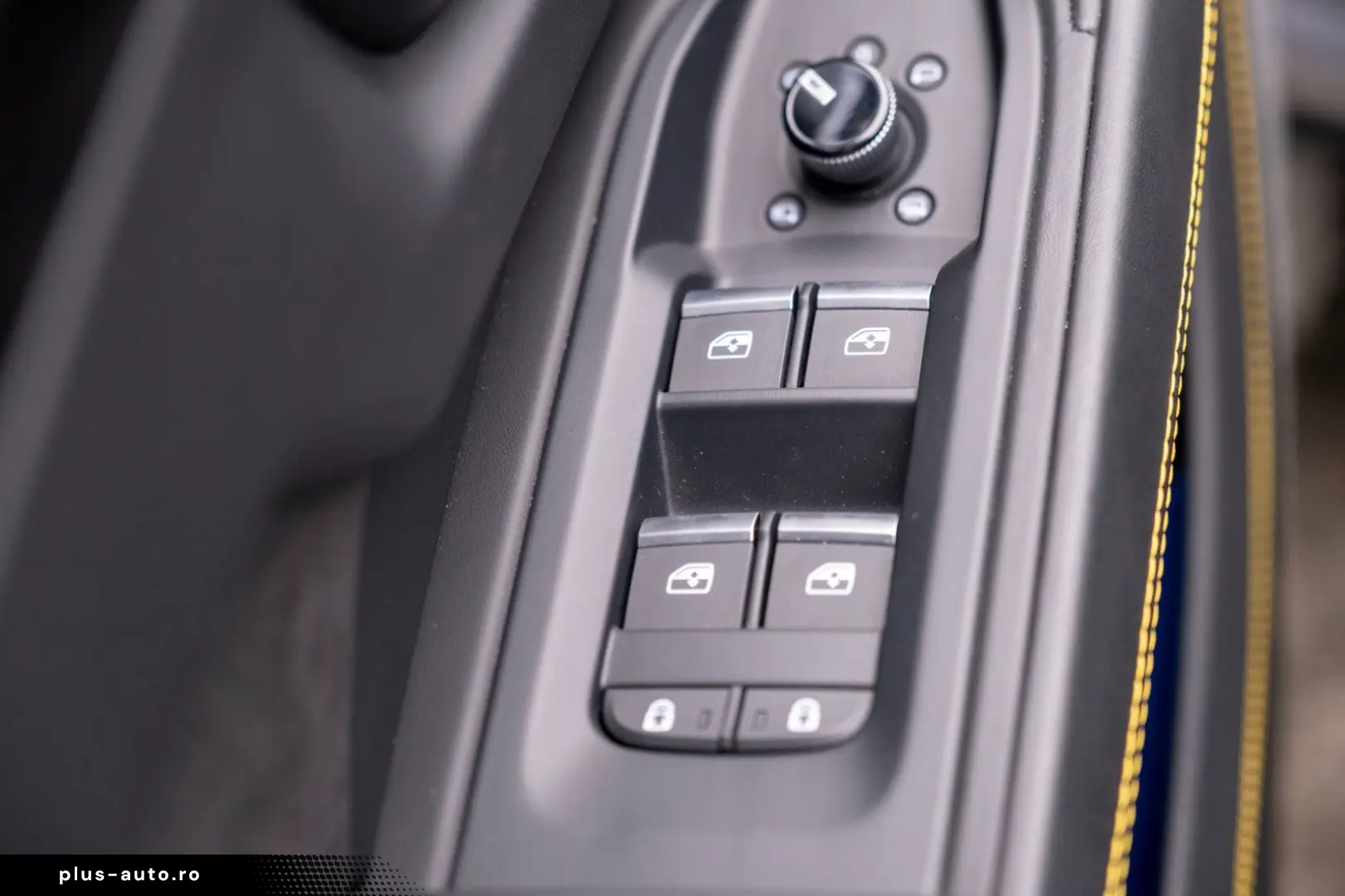 LAMBORGHINI Urus  4.0 V8 Sport PANO SOFT B&O 23