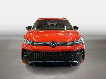 VW Tiguan R-Line 2.0 TDI DSG 360 ACC AUT DynLicht