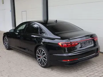 AUDI A8L 60 TFSI e lang EXCLUSIVE BLACK-P S-LINE VOLL