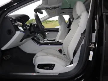 AUDI A8L 60 TFSI e lang EXCLUSIVE BLACK-P S-LINE VOLL