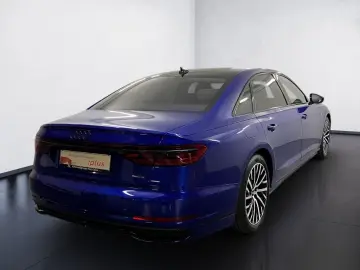 AUDI A8 lang 60 TFSI e quattro Pano Nachtsicht S line