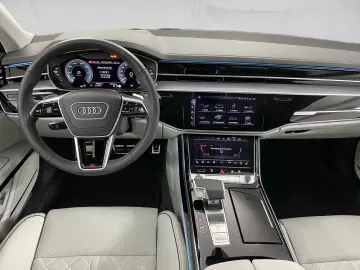 AUDI A8 lang 60 TFSI e quattro Pano Nachtsicht S line