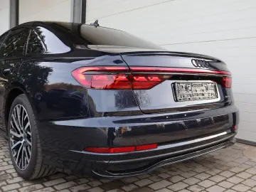 AUDI A8L 60 TFSIe lang EXCLUSIVE BLACK-PA. MOD. 2026