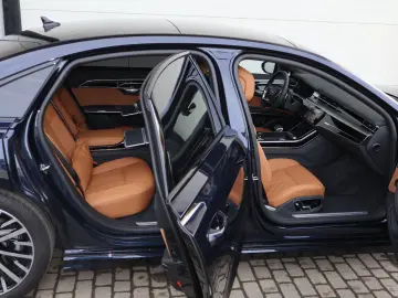 AUDI A8L 60 TFSIe lang EXCLUSIVE BLACK-PA. MOD. 2026