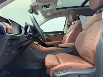 SKODA Kodiaq 1.5 TSI iV Selection Exclusive AHK