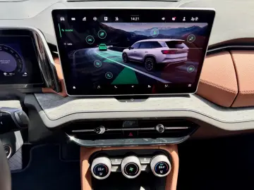 SKODA Kodiaq 1.5 TSI iV Selection Exclusive AHK