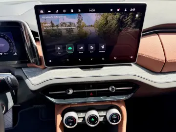SKODA Kodiaq 1.5 TSI iV Selection Exclusive AHK