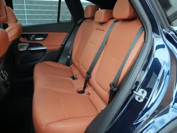 MERCEDES-BENZ GLC 400e 4M.Luft.ACC HUD Pano.AHK.Belüf.Burm.