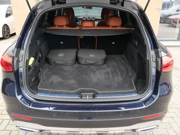 MERCEDES-BENZ GLC 400e 4M.Luft.ACC HUD Pano.AHK.Belüf.Burm.