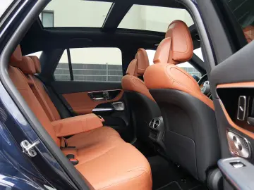 MERCEDES-BENZ GLC 400e 4M.Luft.ACC HUD Pano.AHK.Belüf.Burm.