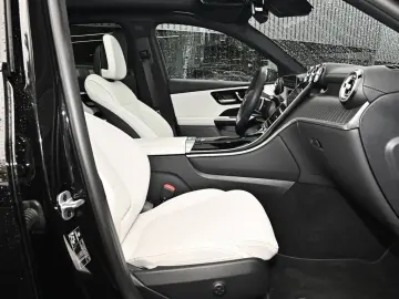 MERCEDES-BENZ GLC 300 de 4M AMG Premium  NIGHT AHK P…