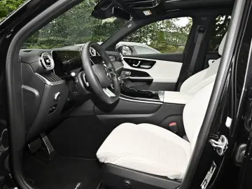 MERCEDES-BENZ GLC 300 de 4M AMG Premium  NIGHT AHK P…