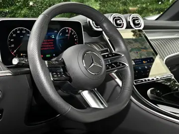 MERCEDES-BENZ GLC 300 de 4M AMG Premium  NIGHT AHK P…