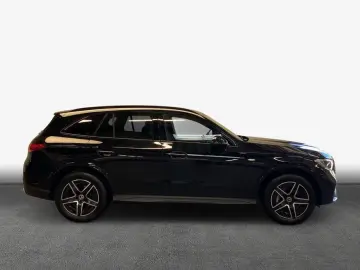 MERCEDES-BENZ GLC 300 de 4M AMG Adva  AHK Hifi3D Pano NIght