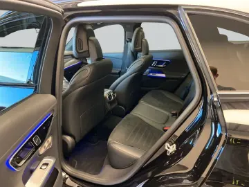 MERCEDES-BENZ GLC 300 de 4M AMG Adva  AHK Hifi3D Pano NIght