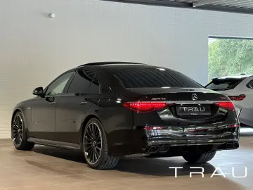 MERCEDES-BENZ S 63 AMG L E 4Matic  Keramik Pano Chau…