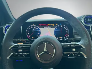 MERCEDES-BENZ GLC 300 e 4M AMG Massage Sitzklima AHK…