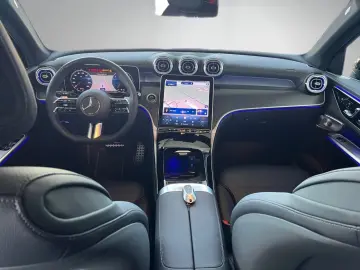 MERCEDES-BENZ GLC 300 e 4M AMG Massage Sitzklima AHK…