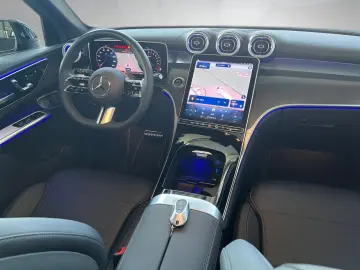 MERCEDES-BENZ GLC 300 e 4M AMG Massage Sitzklima AHK…