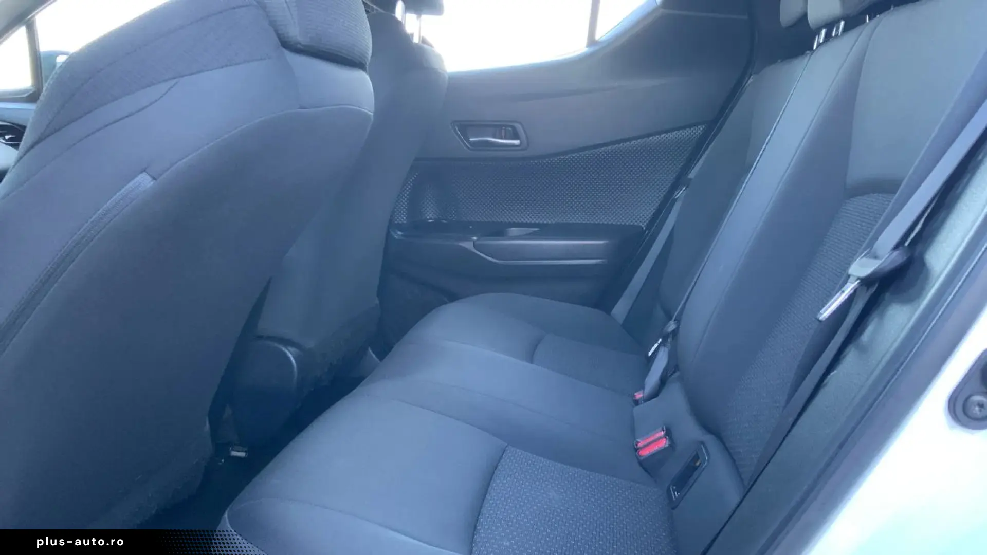 Toyota C-HR 1.8 Hybrid 4x2 CVT C-ENTER