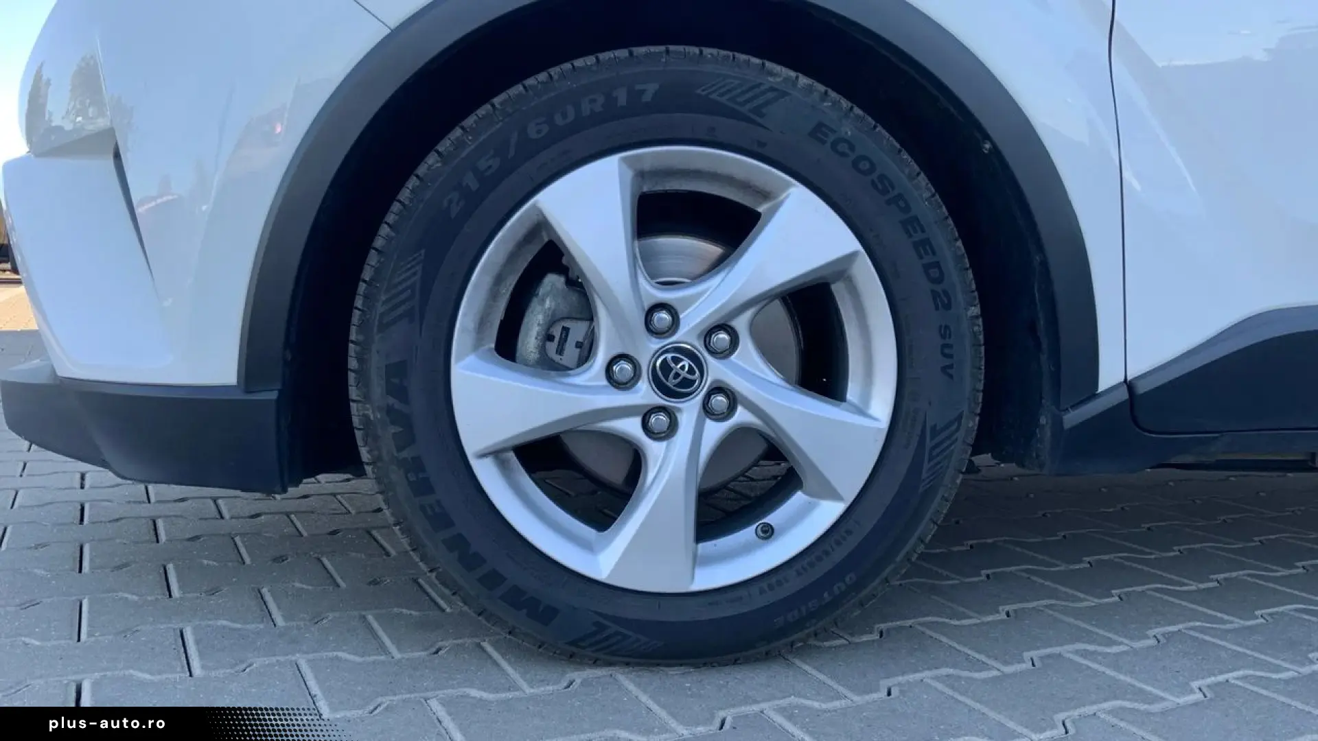 Toyota C-HR 1.8 Hybrid 4x2 CVT C-ENTER