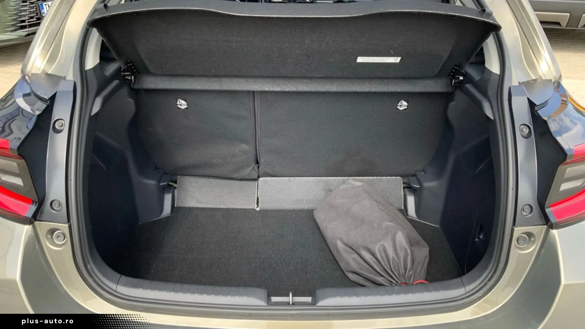 Toyota Yaris 1.5 Hybrid Dynamic Plus
