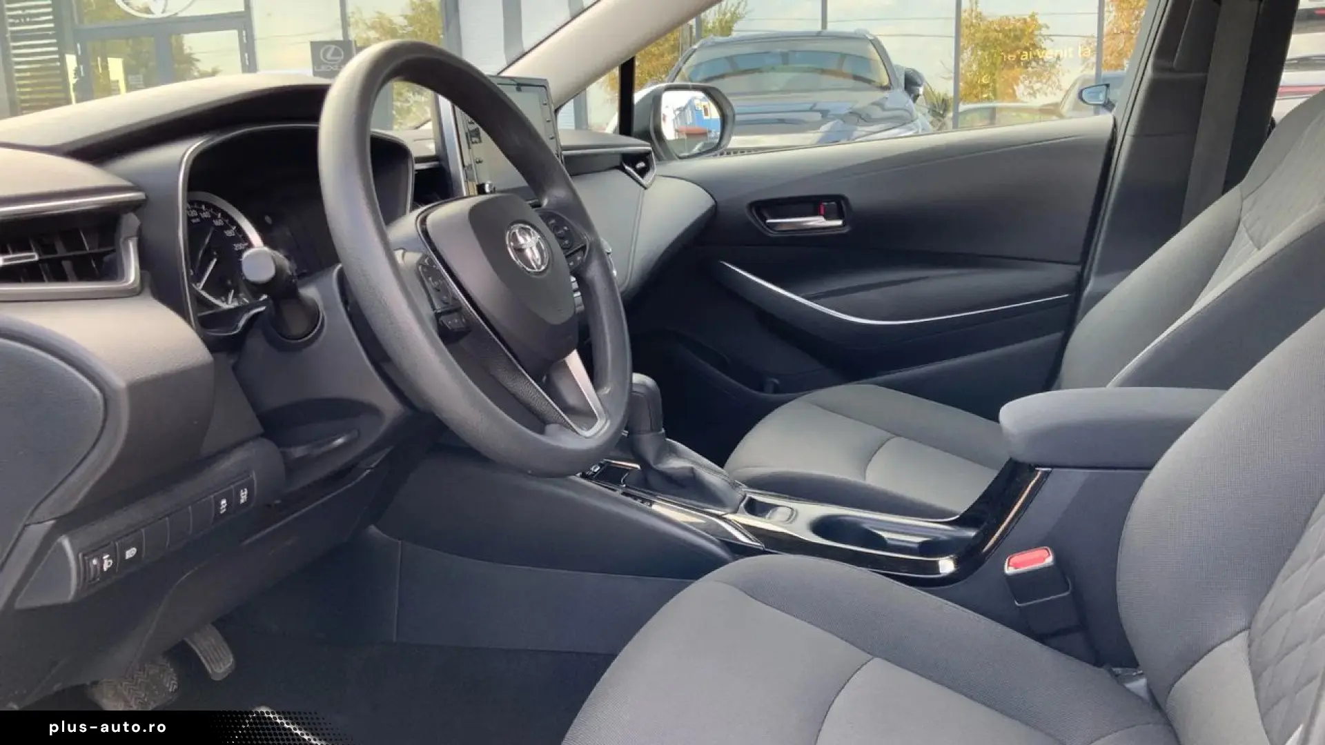 Toyota Corolla 1.8 Business Hibrid