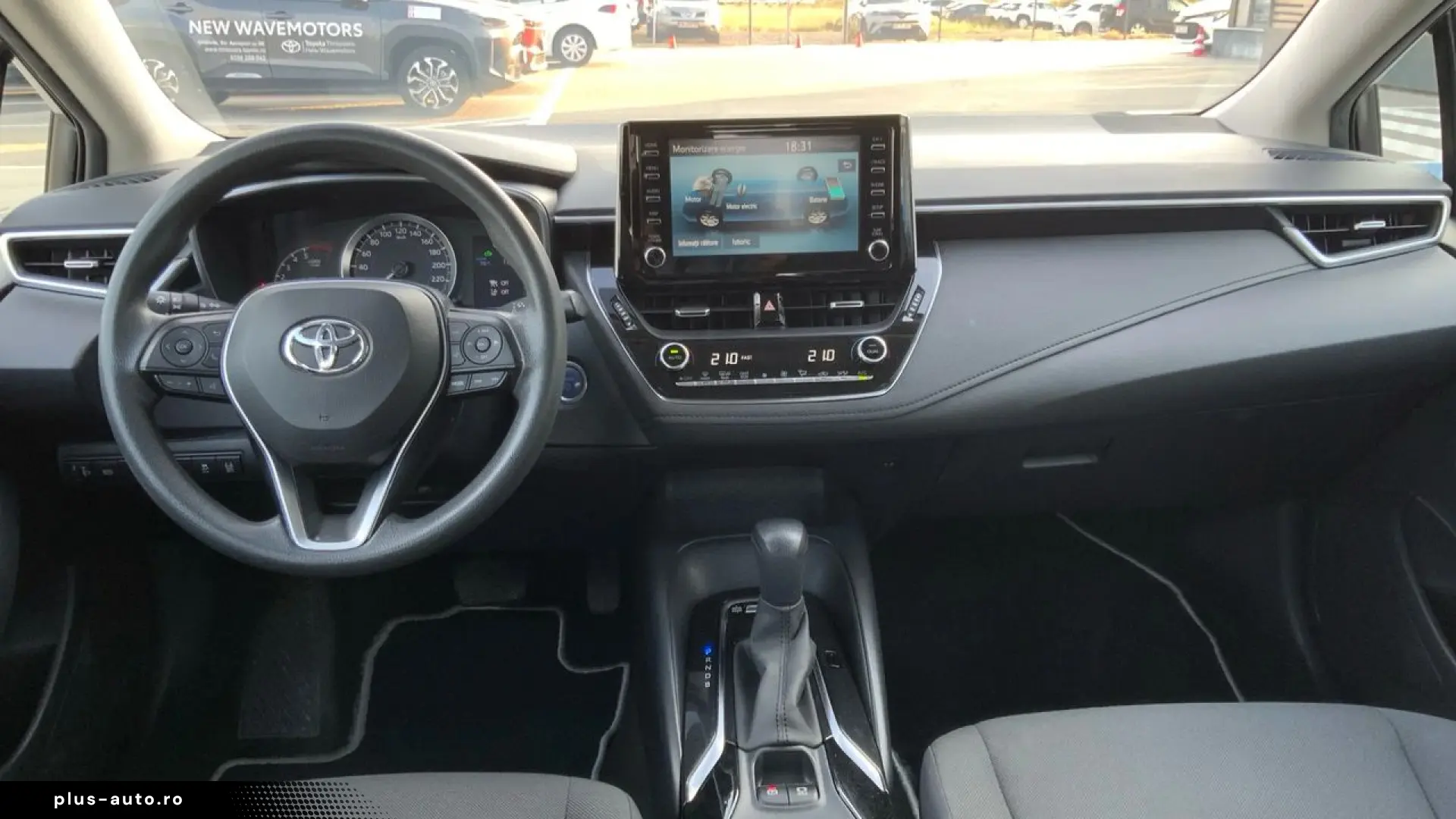 Toyota Corolla 1.8 Business Hibrid