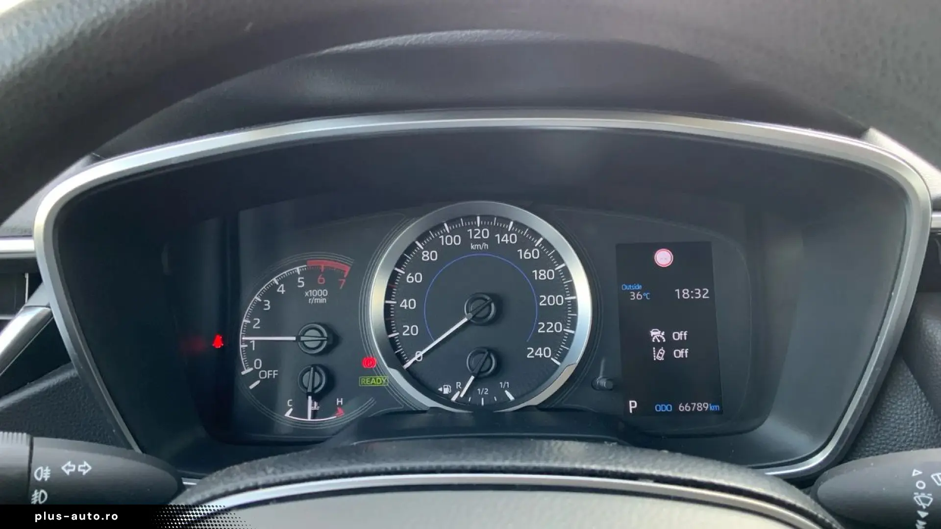 Toyota Corolla 1.8 Business Hibrid