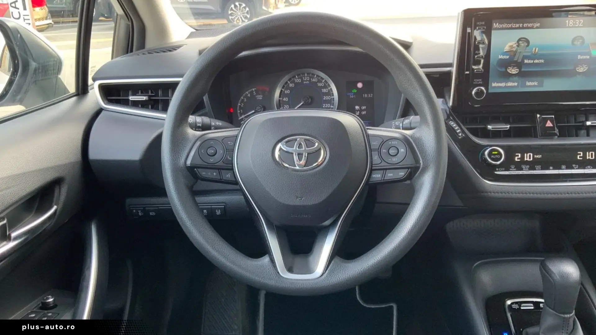 Toyota Corolla 1.8 Business Hibrid