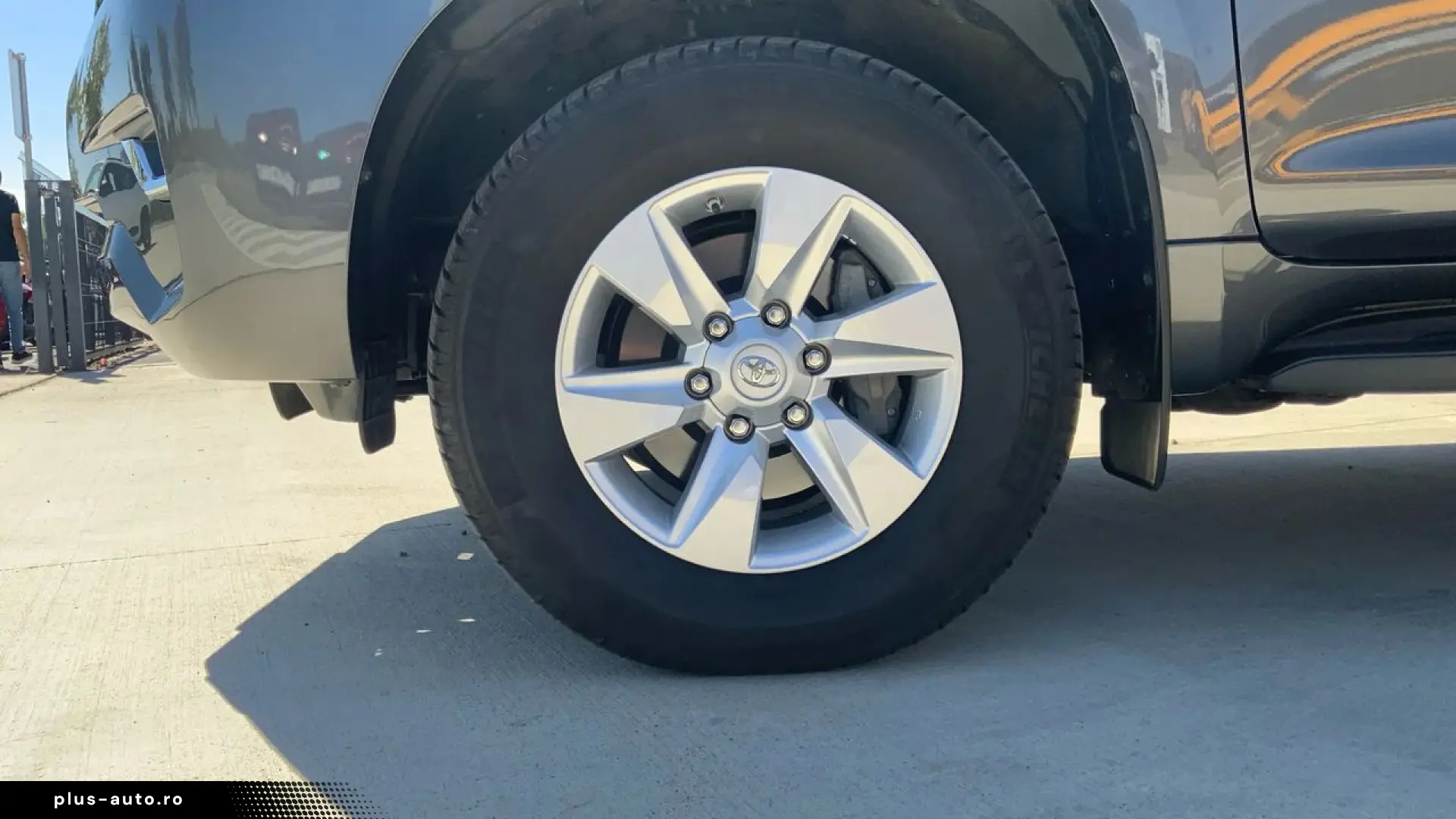 Toyota Land-Cruiser