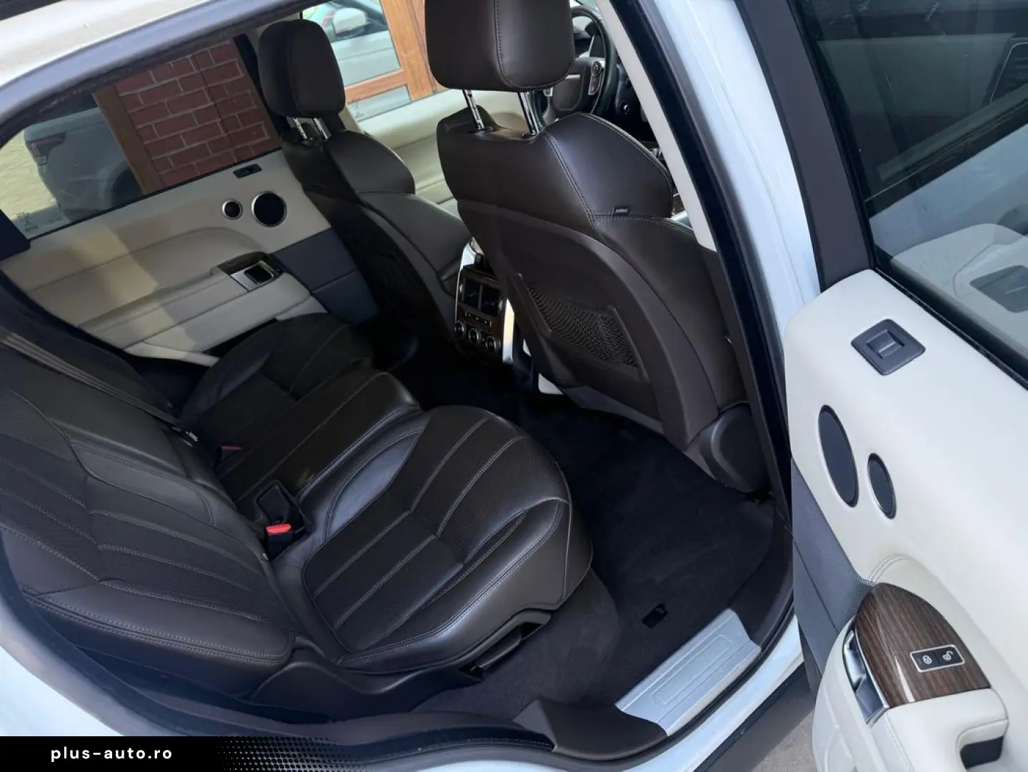 Land-Rover Range-Rover-Sport