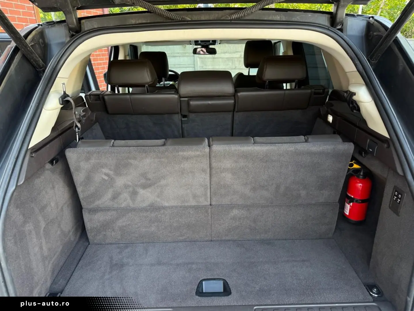 Land-Rover Range-Rover-Sport
